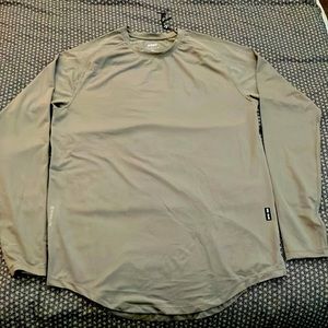 Asrv sage long sleeve curve hem tee size L Large green